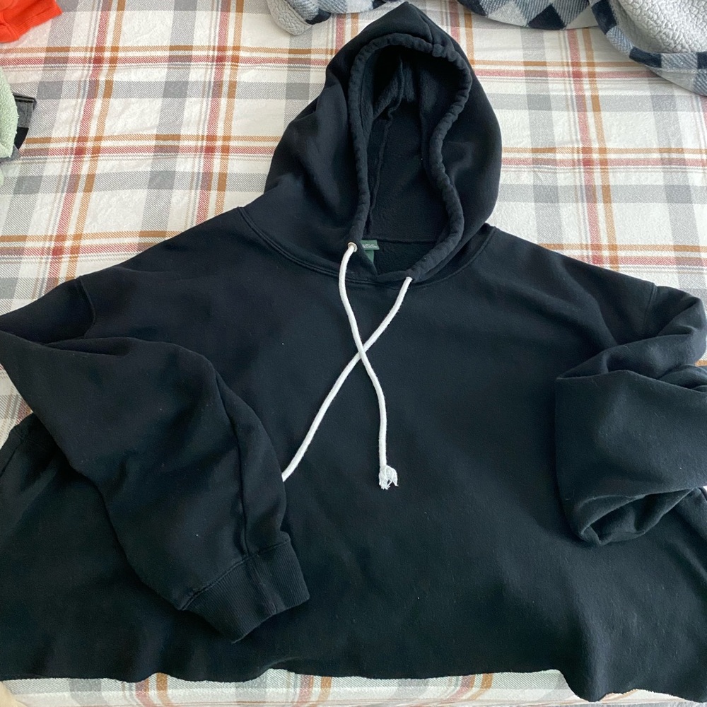 Wild fable cropped sweatshirt